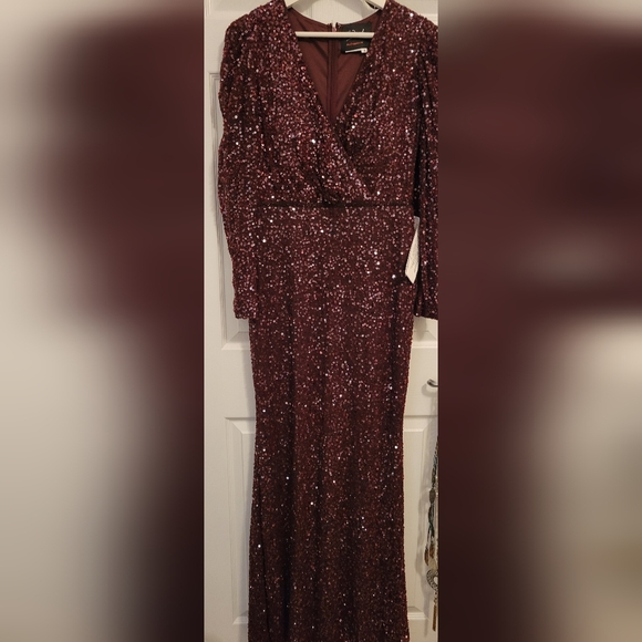 MAC DUGGAL 5510 Sequined Surplice Longsleeve Gown Mahogany Sz 8 NWT - Picture 10 of 10